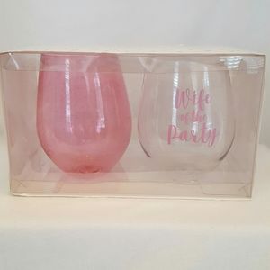 Slant Collections Jumbo Plastic Wine Glasses